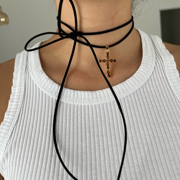 Crystal cross brown y2k choker - Picture 5 of 5